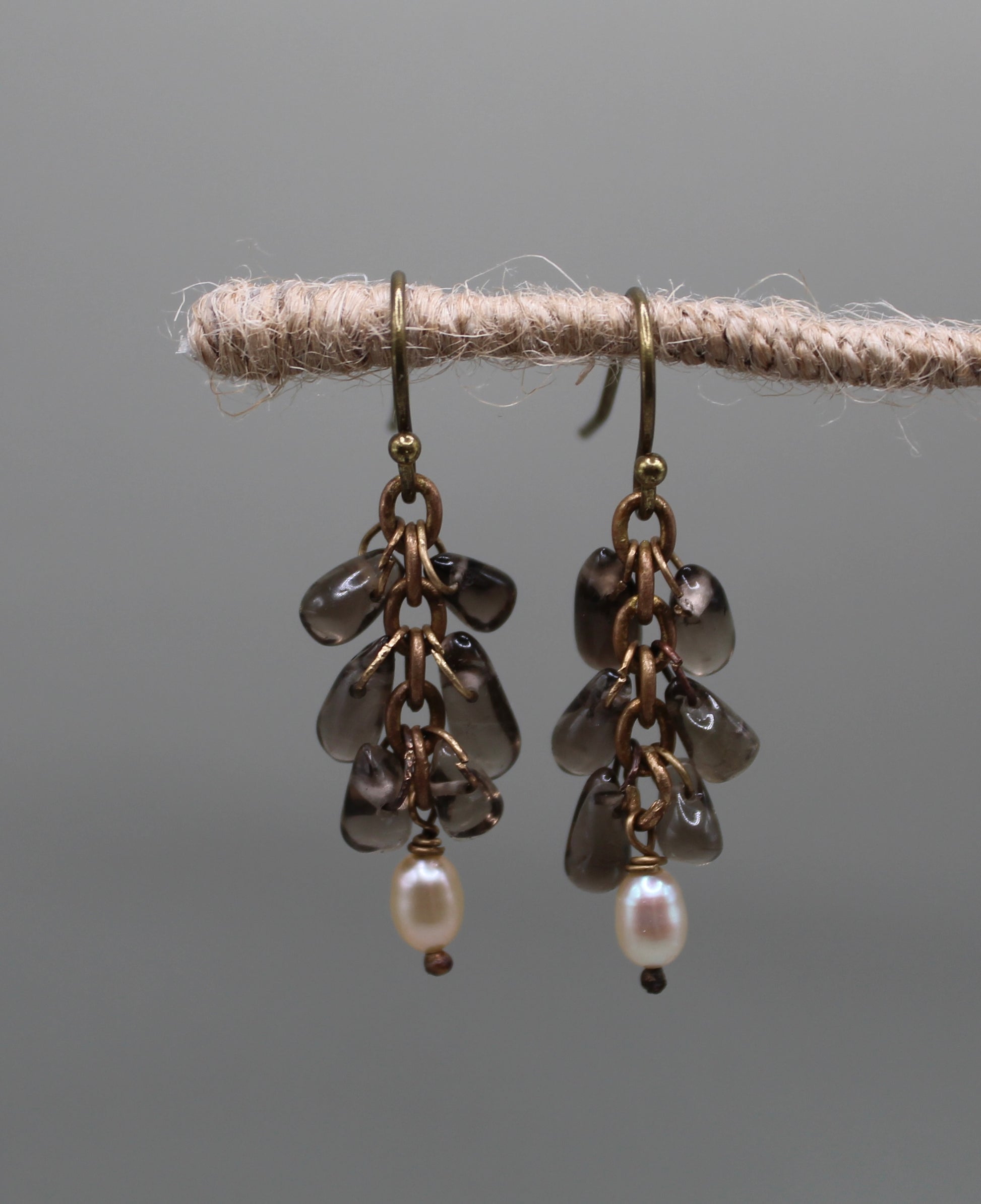 Cascades and pearls